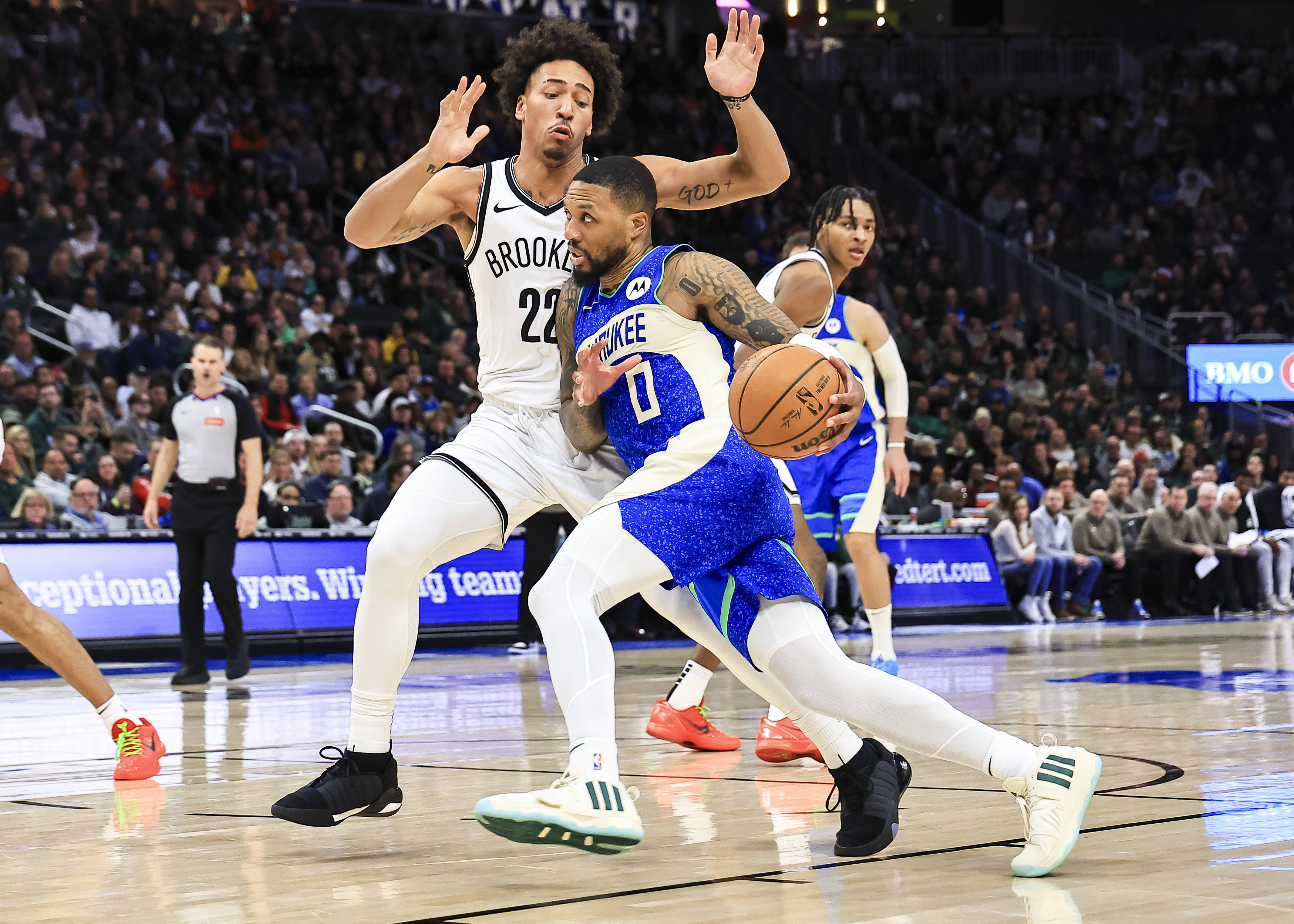 NBA常规赛热火擒下篮网