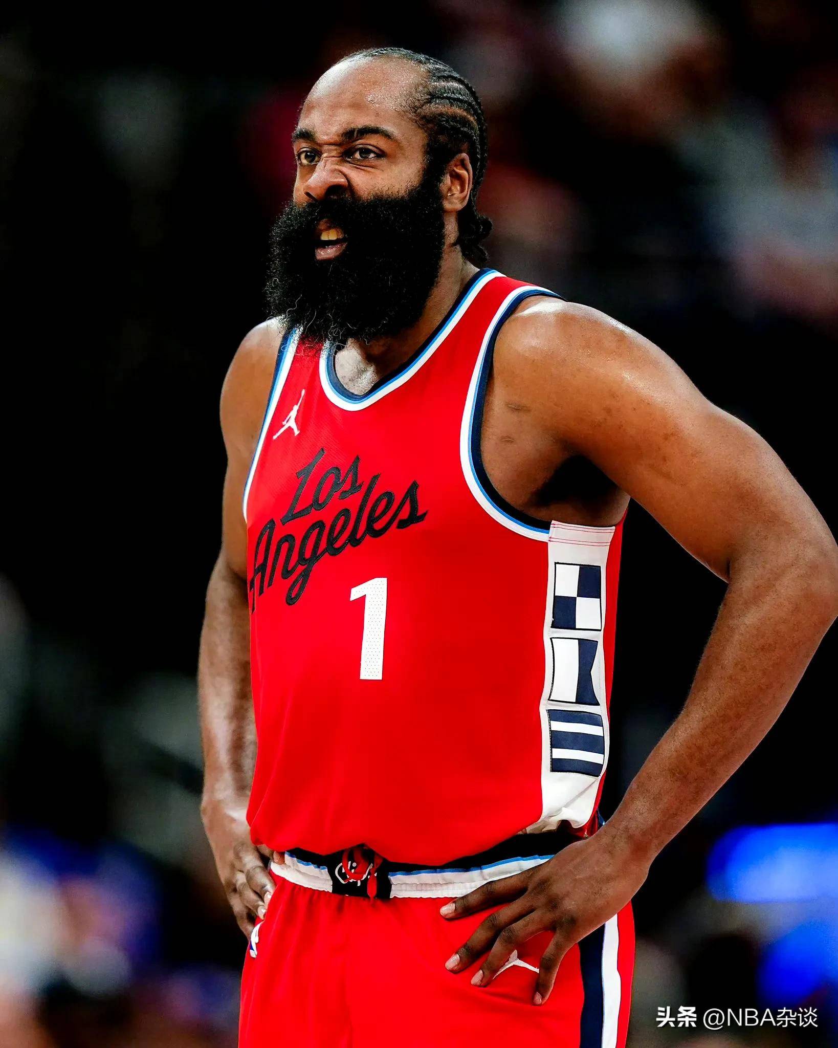 开云下载-快船胜活塞，哈雷尔29分全面表现稳住胜局的简单介绍