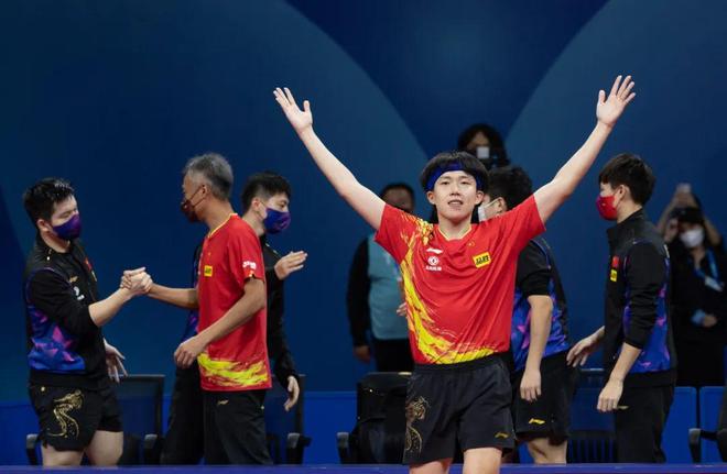 包含日本乒乓球队完胜韩国乒乓球队，奥恰洛夫统治全场的词条