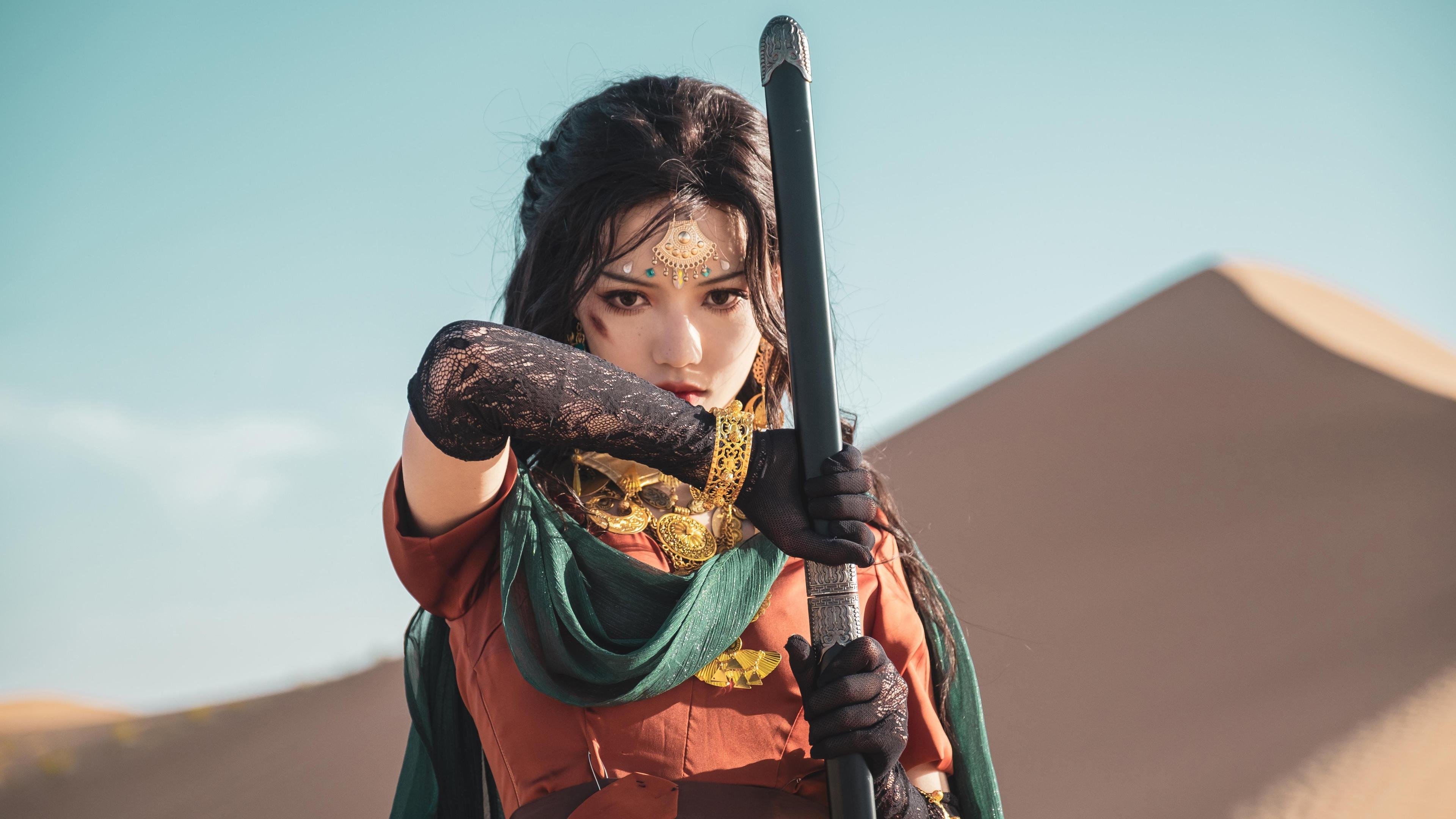 开云APP-哈兰德的跨界魔法，NBA季后赛之夜的意外胜负手