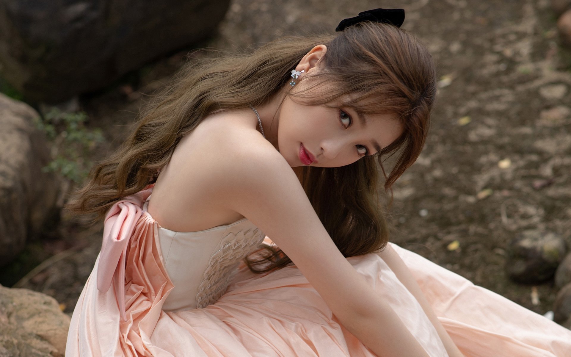 跨越太平洋的震撼教育，约基奇率深圳队狂胜老鹰队