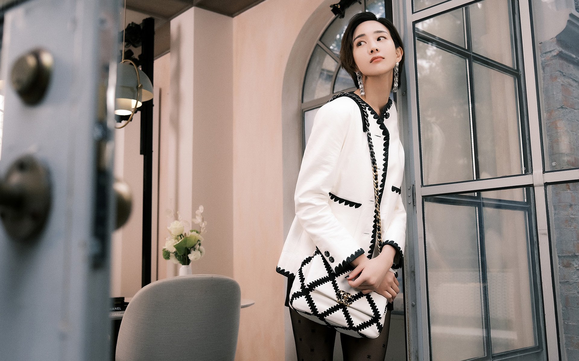 掀翻雄鹿！恩比德爆砍48+17，尼克斯最后时刻上演惊天逆转