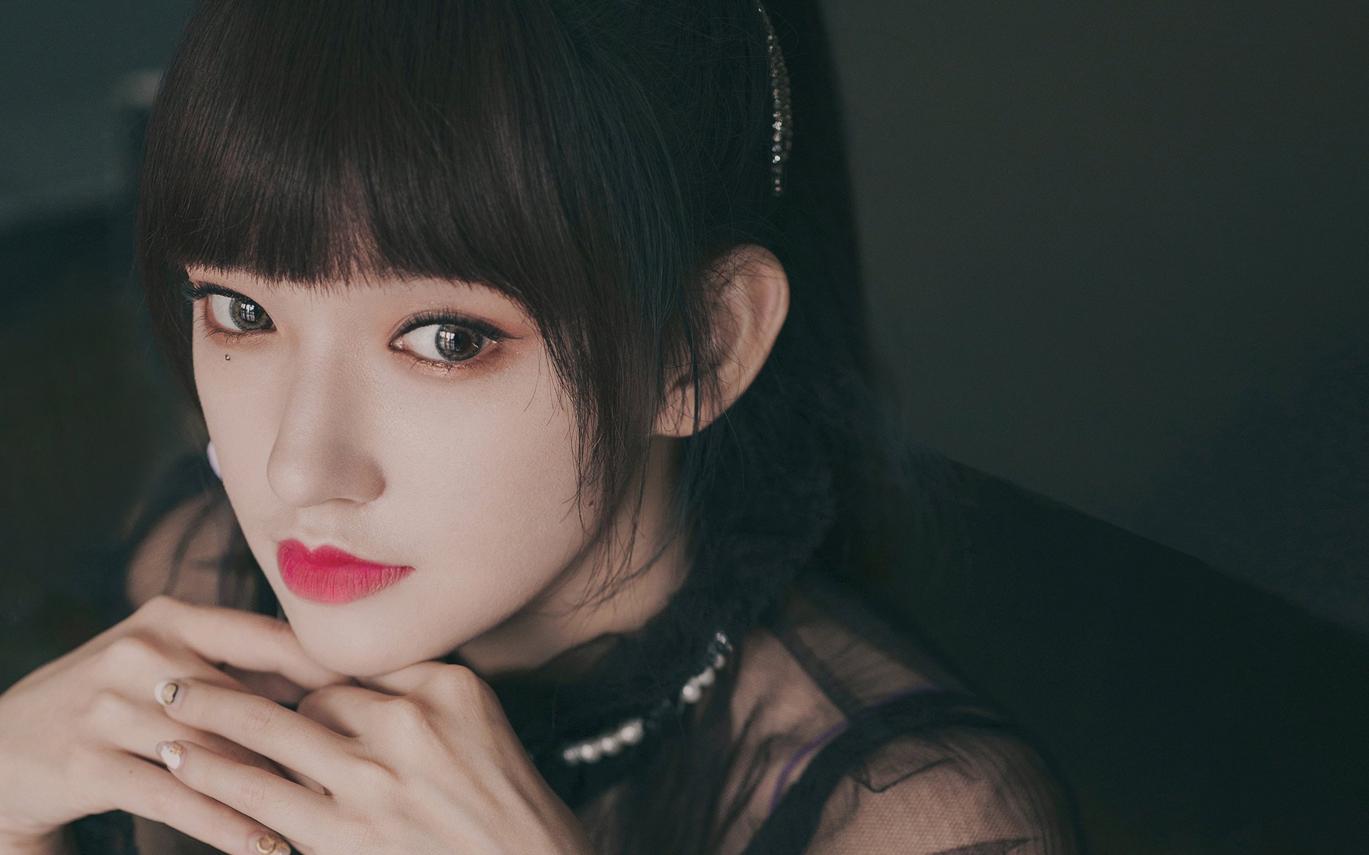 开云体育官方网站-奥亚尔萨瓦尔梅开二度难救主，哥伦比亚末节逆袭巴黎夺胜