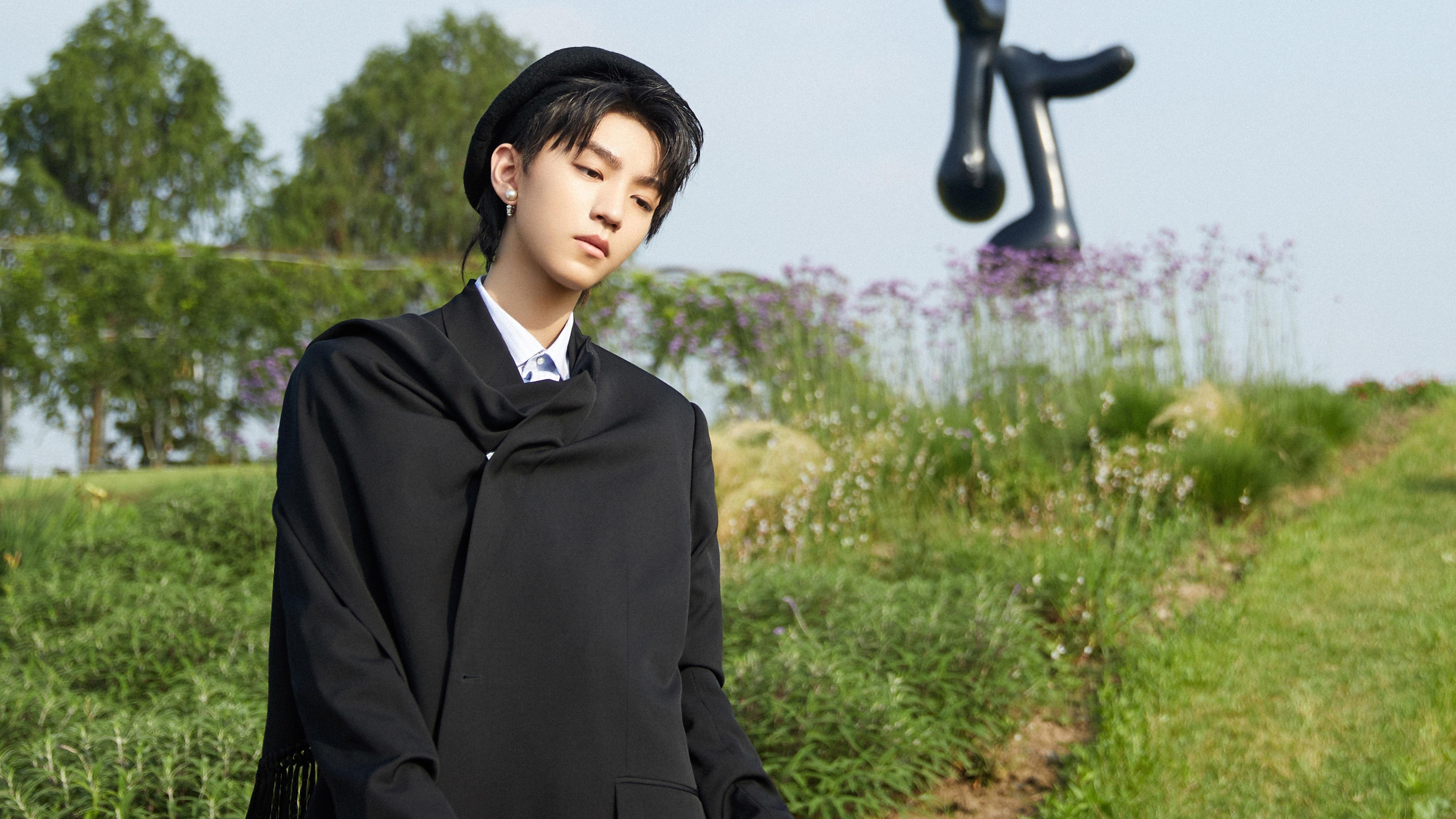 东方铁闸与北欧烈焰，一场战术与力量的足球对话