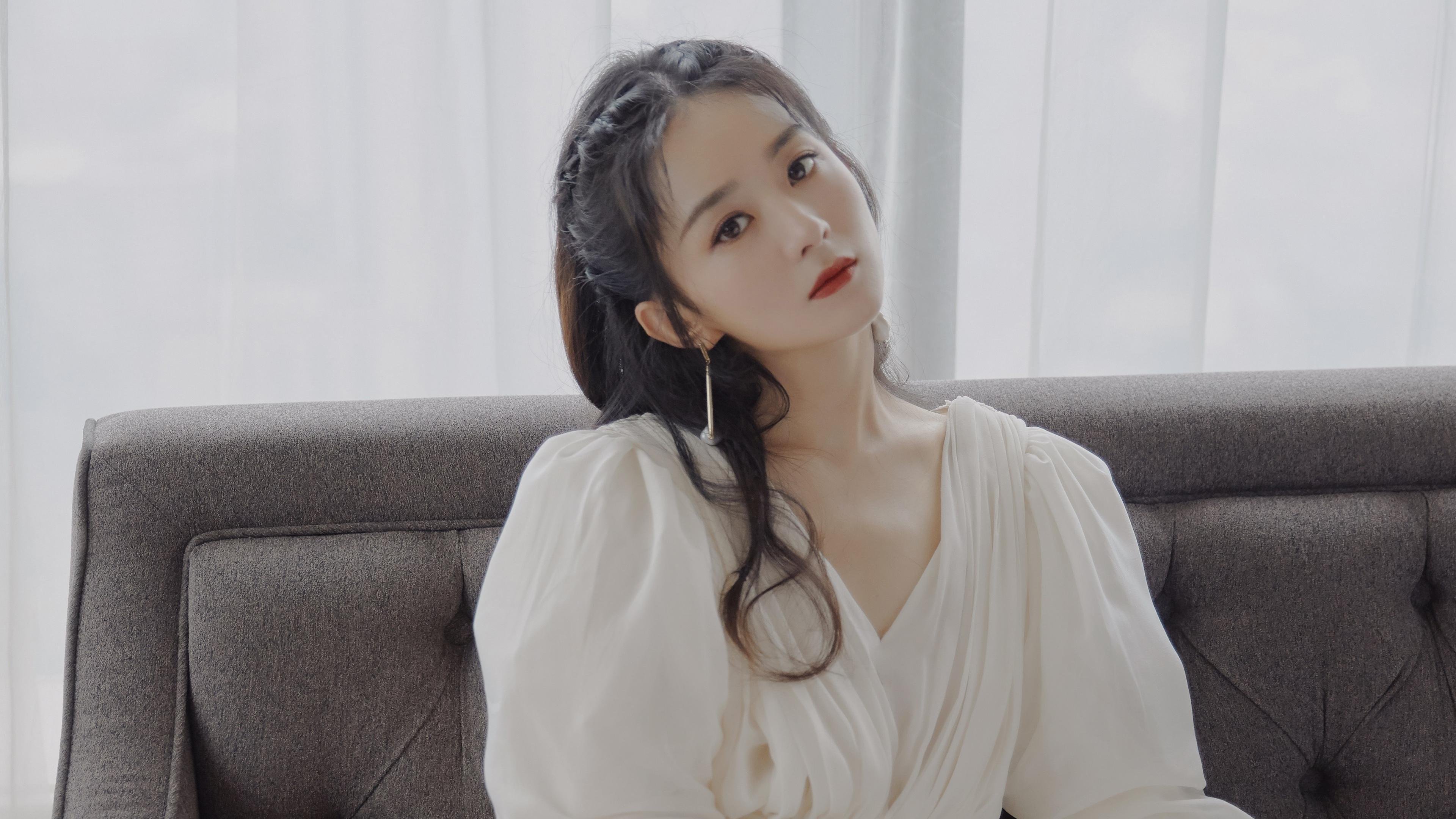 开云平台-赛道与球场，当F1引擎轰鸣遇见哈利伯顿的攻防统治