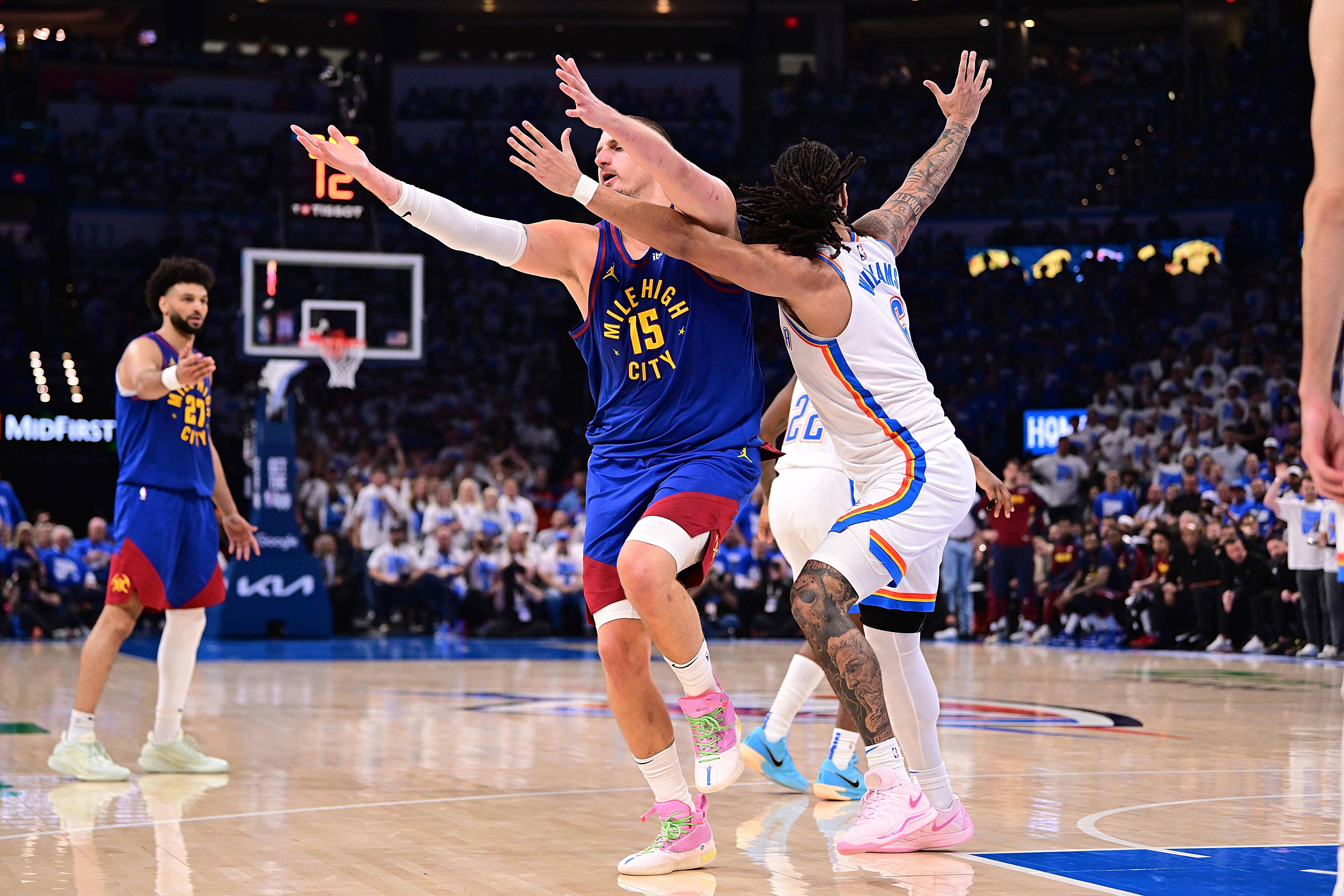 掘金末节带走开拓者，詹姆斯在F1新赛季揭幕战接管比赛